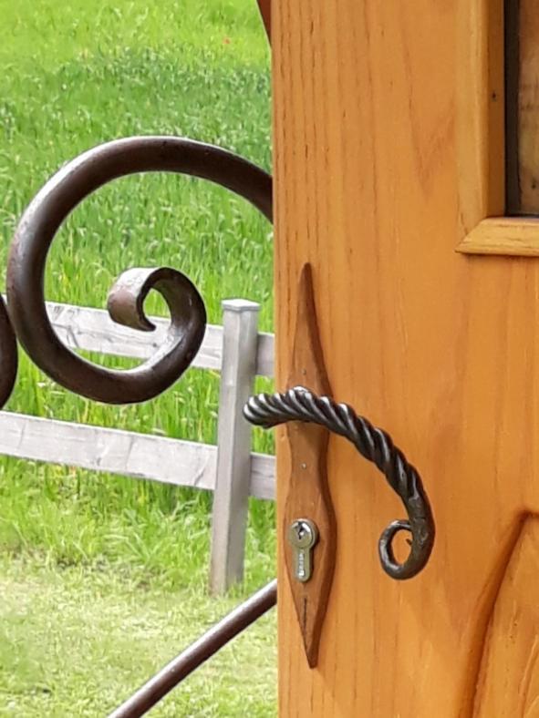 Roulotte Vercors Hotel Saint-Agnan-en-Vercors ภายนอก รูปภาพ
